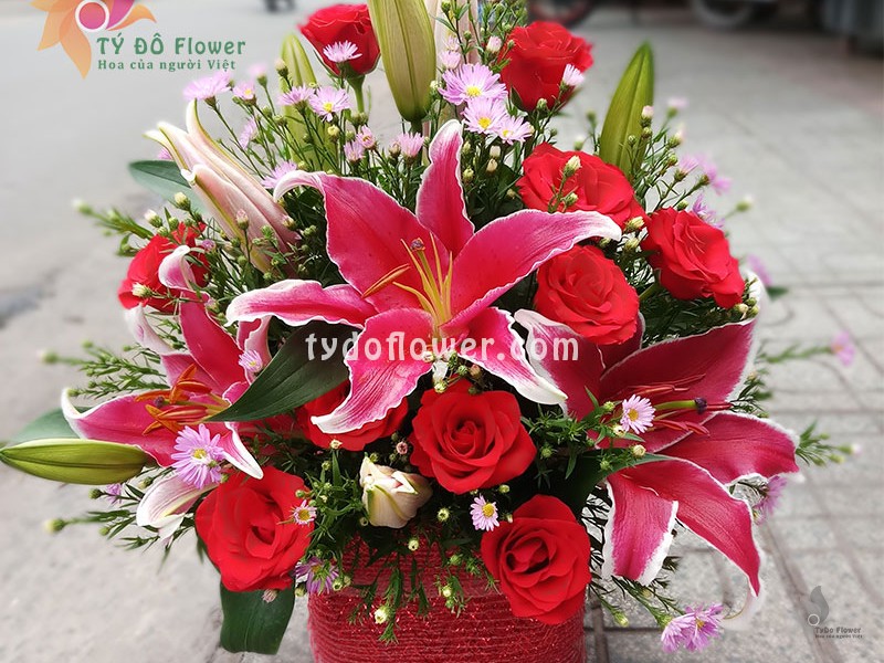 GIỎ HOA TƯƠI G56