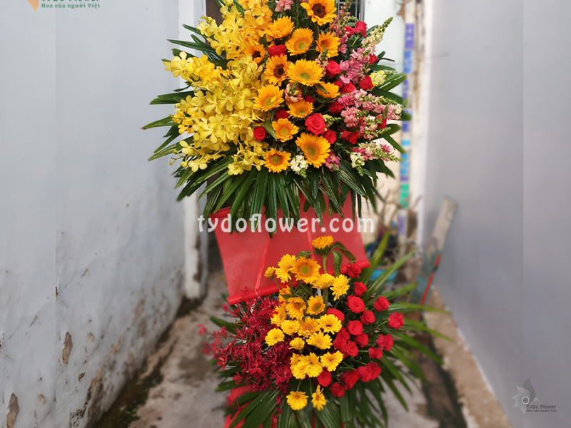 KỆ HOA CHÚC MỪNG KCM40