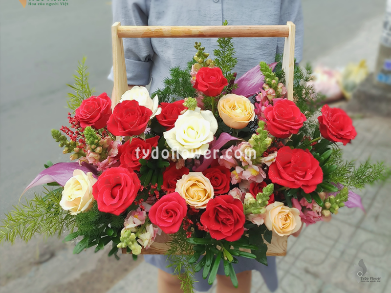 GIỎ HOA TƯƠI G94