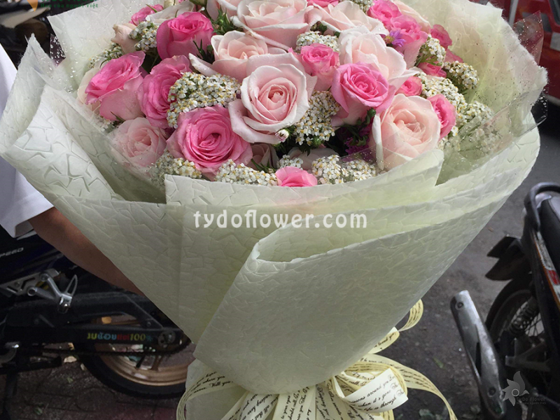BÓ HOA TƯƠI BO102