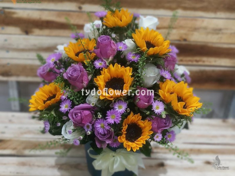 GIỎ HOA TƯƠI G145