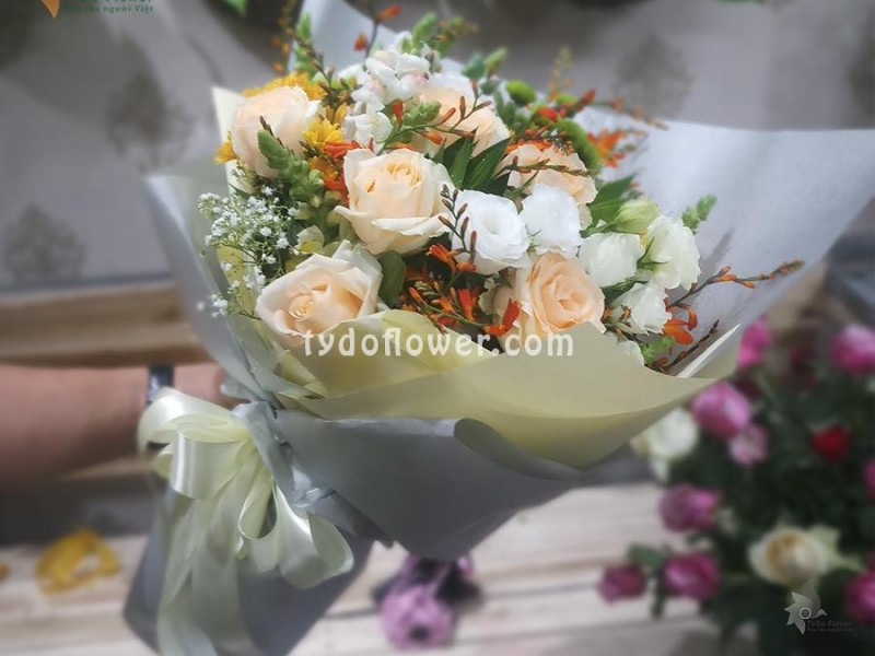 BÓ HOA TƯƠI BO152