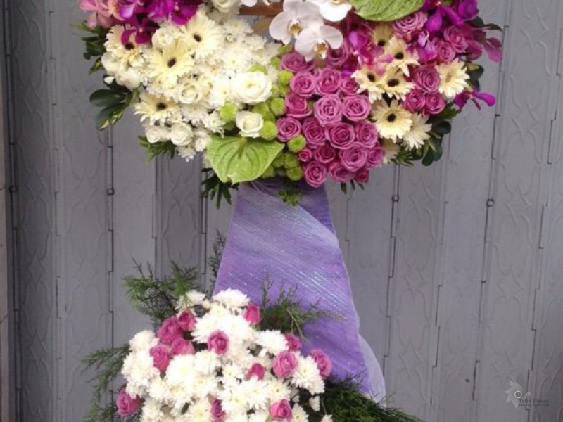 KỆ HOA CHIA BUỒN KCB1011