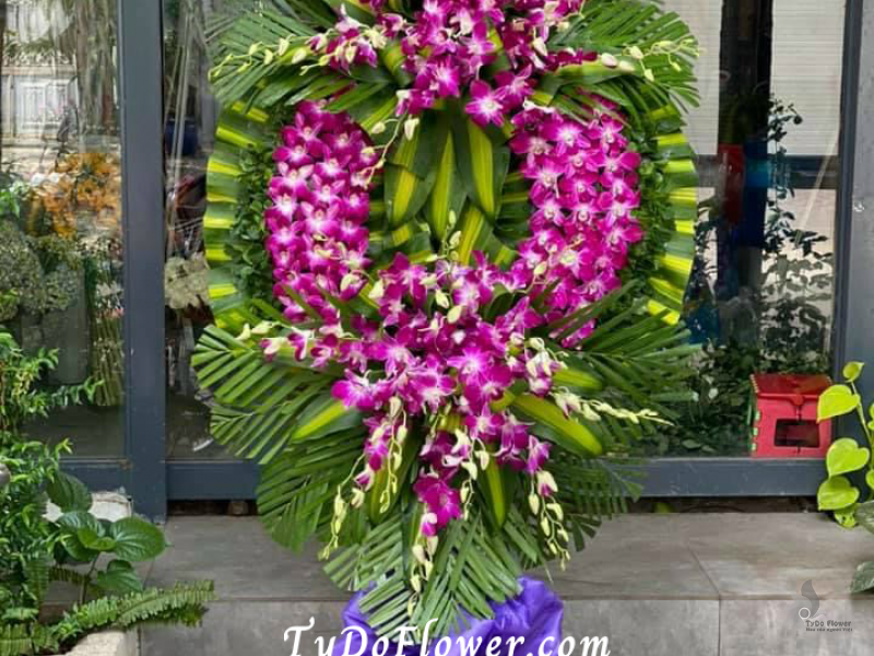 KỆ HOA CHIA BUỒN KCB1015