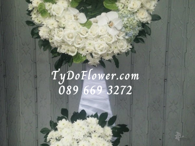 KỆ HOA CHIA BUỒN KCB1035