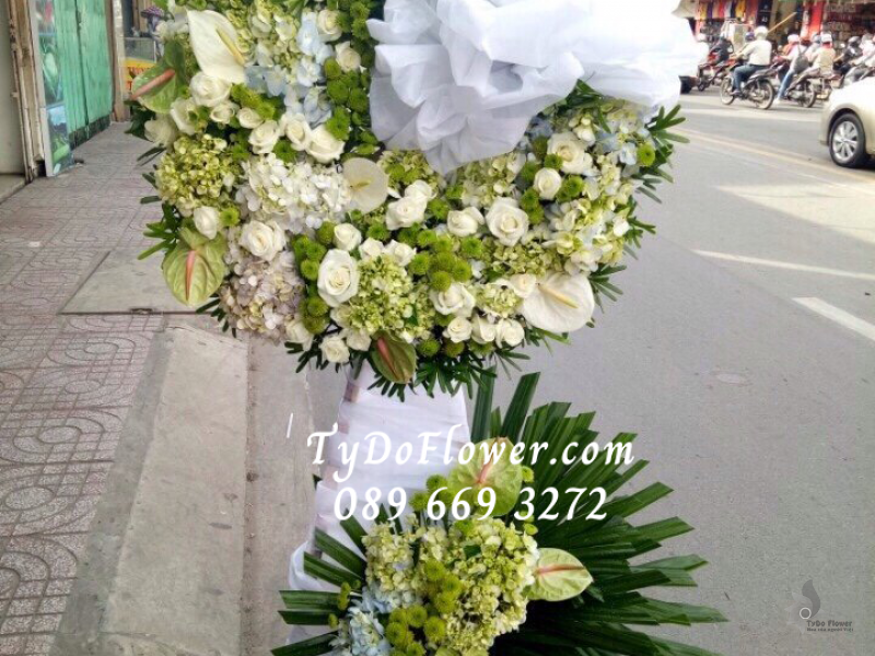 KỆ HOA CHIA BUỒN KCB1041