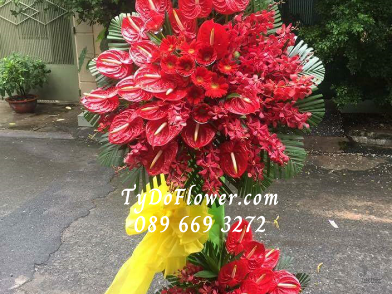 KỆ HOA CHÚC MỪNG KCM1020