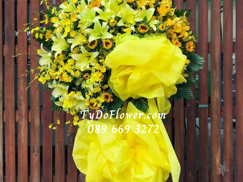 KỆ HOA CHÚC MỪNG KCM1023