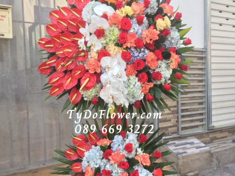 KỆ HOA CHÚC MỪNG KCM1037