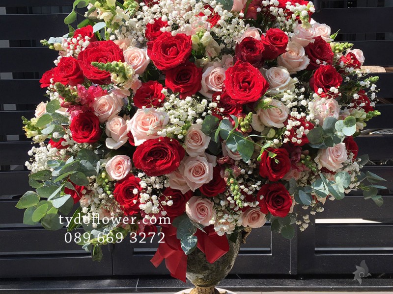 BÌNH HOA CHÚC MỪNG B2002