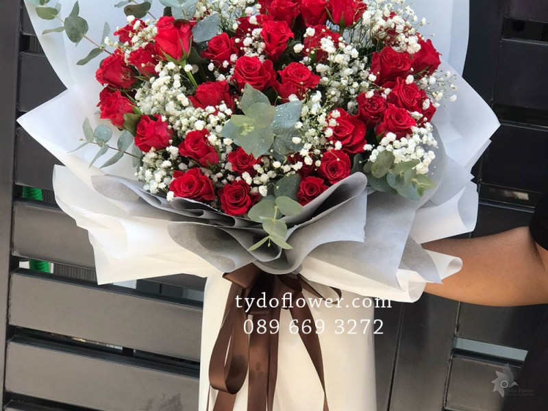 BÓ HOA CHÚC MỪNG BO2001