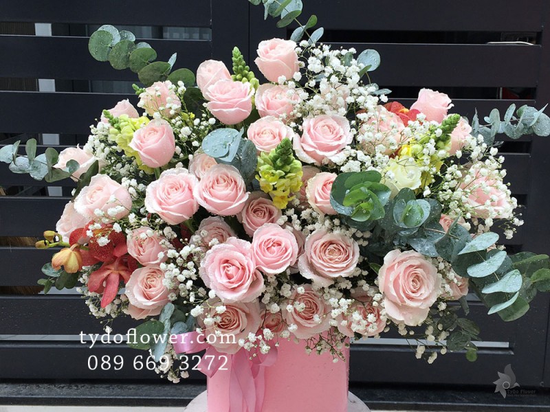 GIỎ HOA CHÚC MỪNG G2014 - Giỏ Hoa Hồng Kem