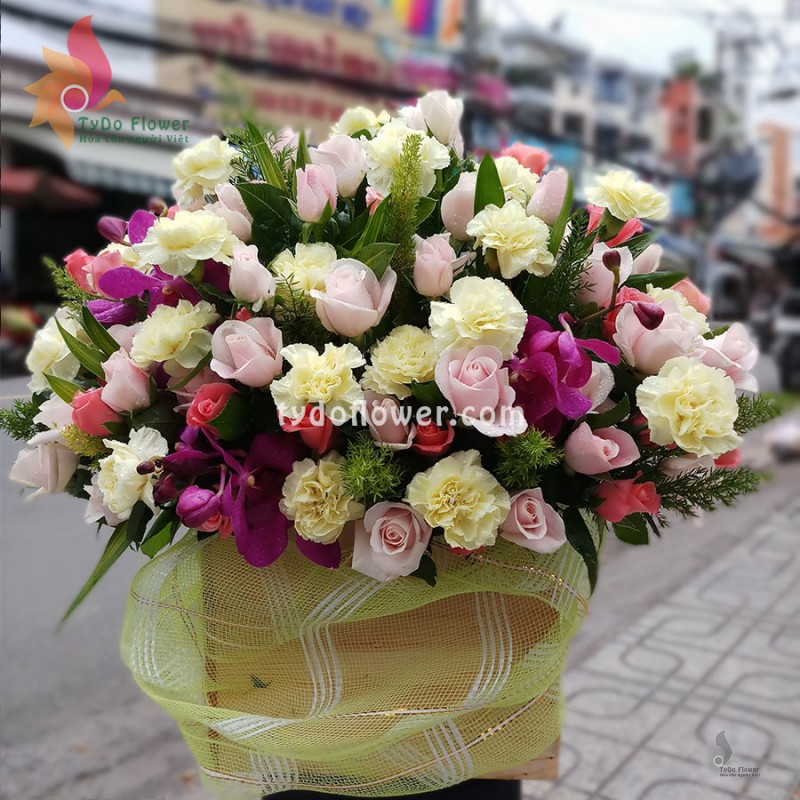 GIỎ HOA TƯƠI G78