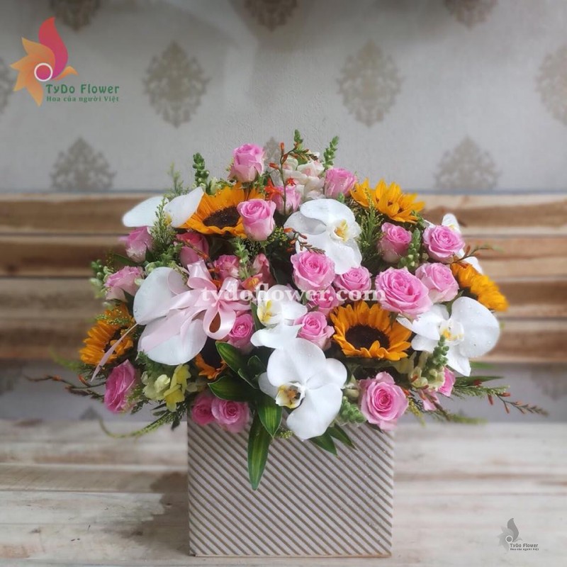 LẴNG HOA CHÚC MỪNG L148