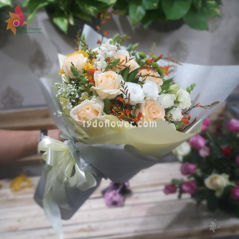 BÓ HOA TƯƠI BO152