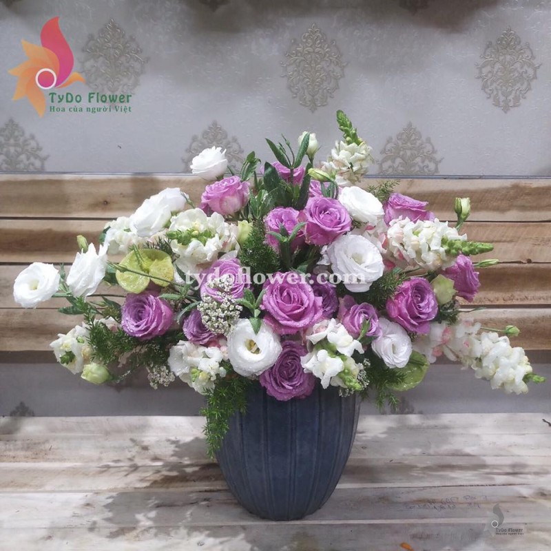 BÌNH HOA CHÚC MỪNG BI189