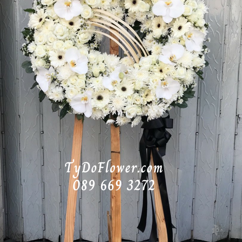 KỆ HOA CHIA BUỒN KCB1004