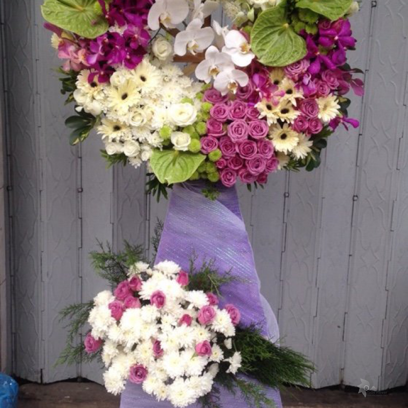 KỆ HOA CHIA BUỒN KCB1011