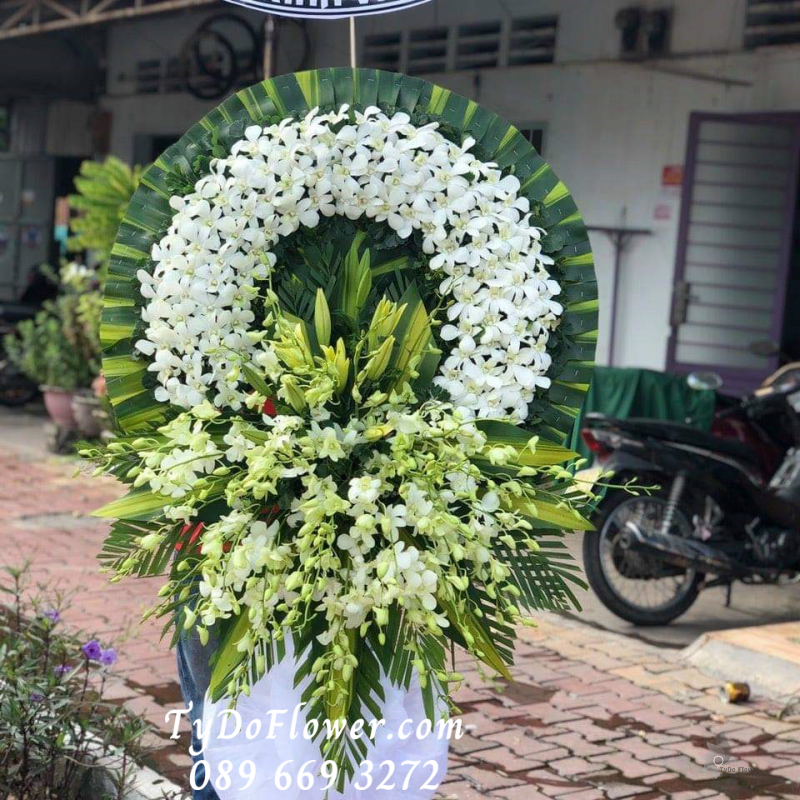 KỆ HOA CHIA BUỒN KCB1014