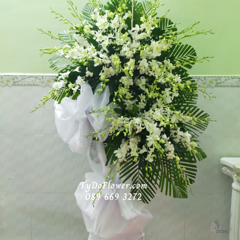 KỆ HOA CHIA BUỒN KCB1018