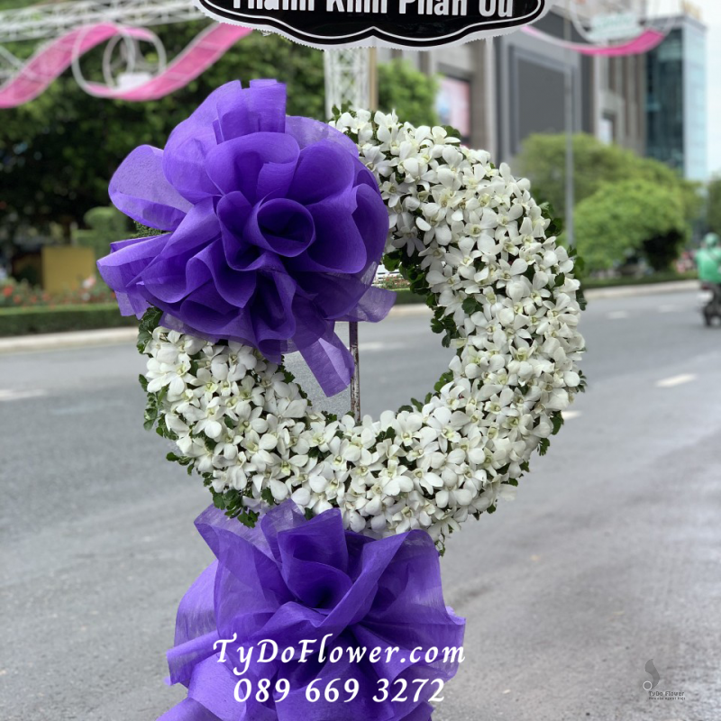 KỆ HOA CHIA BUỒN KCB1026