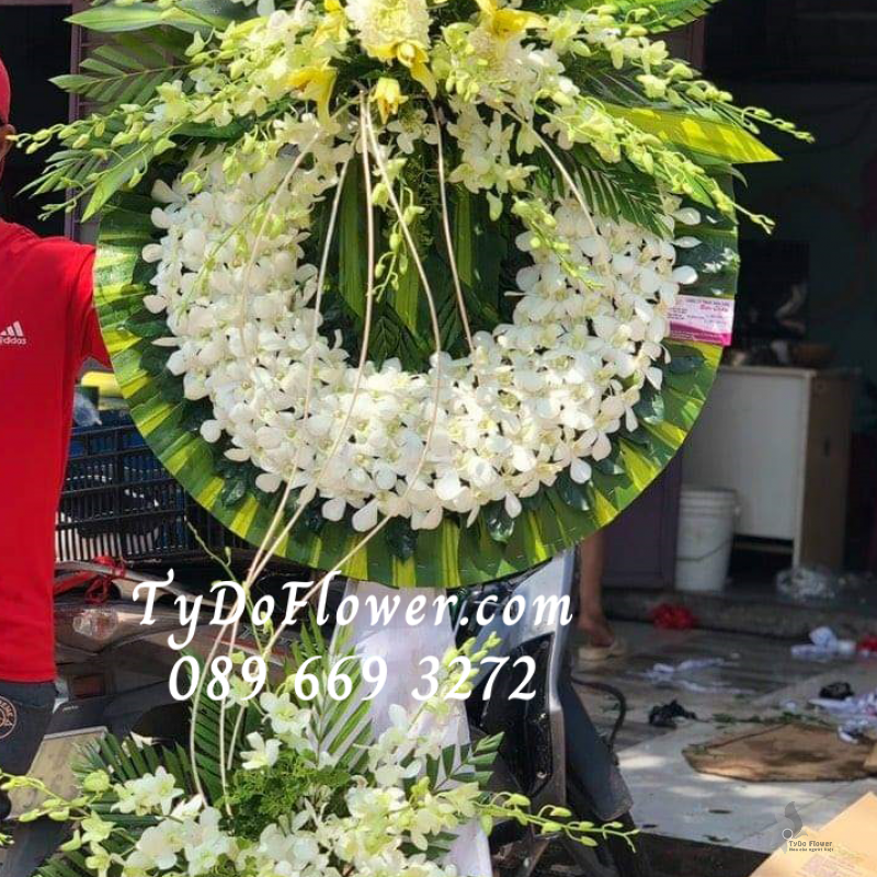 KỆ HOA CHIA BUỒN KCB1027