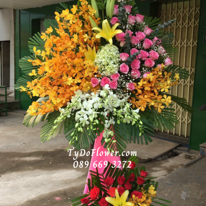 KỆ HOA CHÚC MỪNG KCM1008