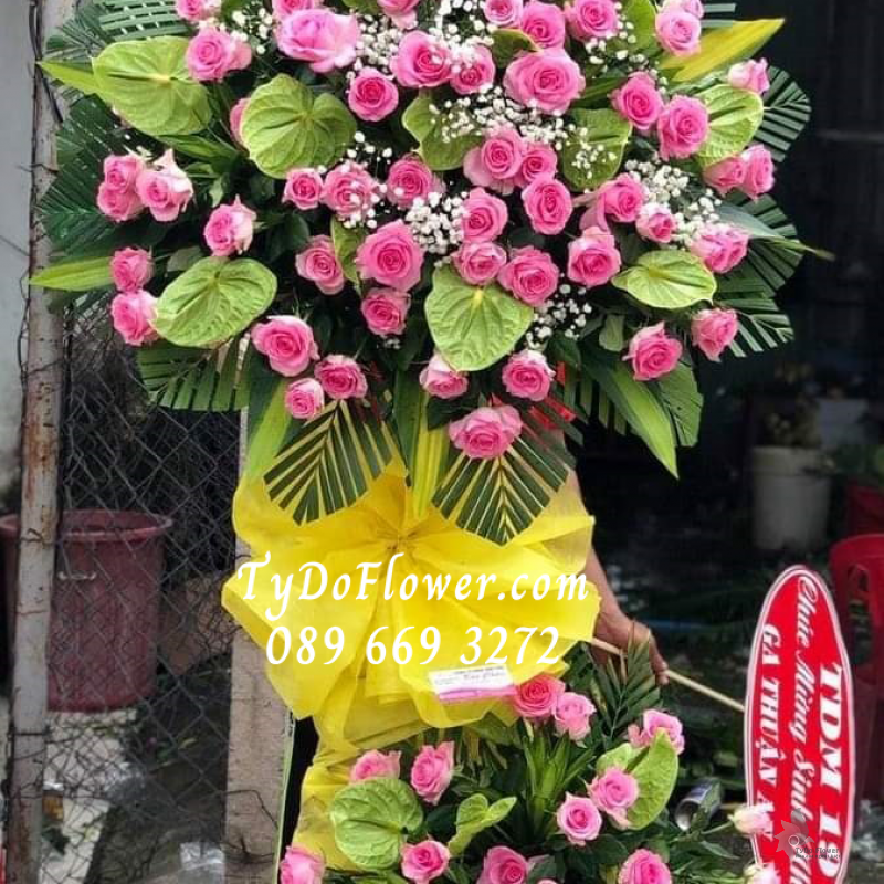 KỆ HOA CHÚC MỪNG KCM1014