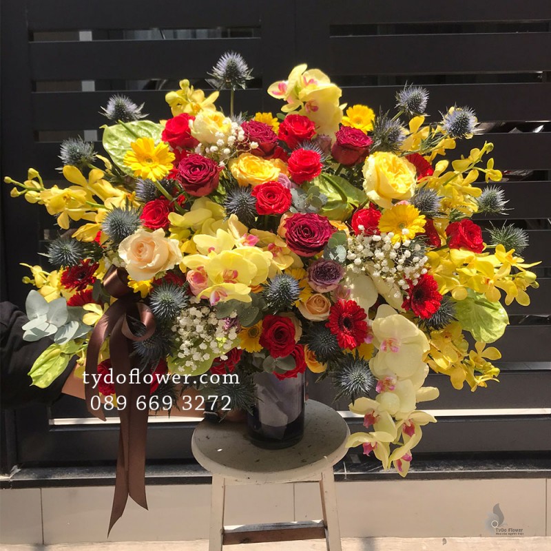 BÌNH HOA CHÚC MỪNG B2000