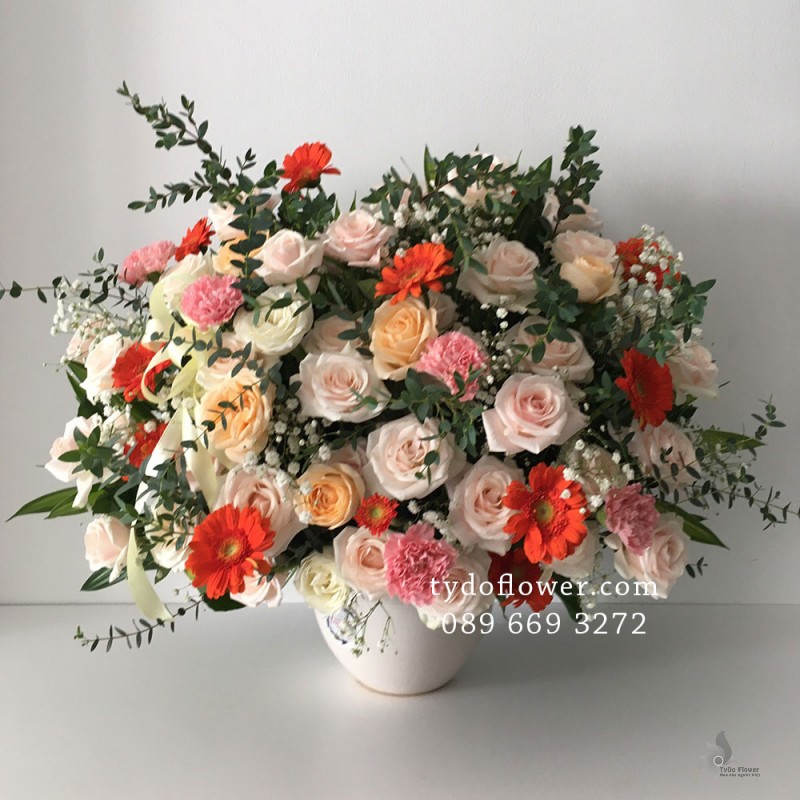 BÌNH HOA CHÚC MỪNG B2003