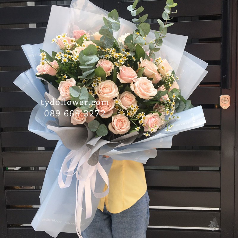 BÓ HOA CHÚC MỪNG BO2004 - Bó Hoa Hồng Kem