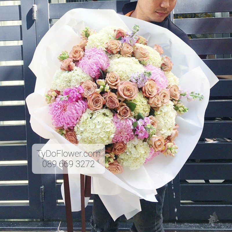 BÓ HOA CHÚC MỪNG BO72210